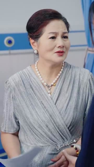 离婚后当保姆她风生水起（85集）免费看剧热门短剧