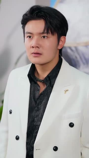 我有三千分身，进厂打螺丝（80集）精彩短剧继续更新