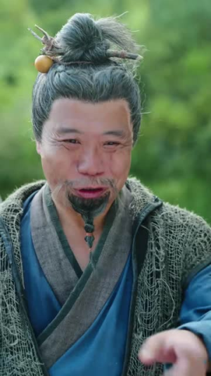 逃荒路上靠我用空间喂饱全家（70集）最火爆的热门短剧