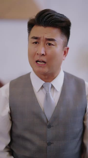 我的破烂老公有亿点马甲（70集）火爆短剧来袭好看又上头的短剧