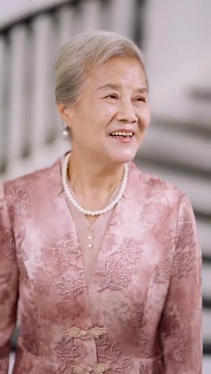 绝美师尊让我下山找明星老婆（72集）又一部超火短剧抢先看