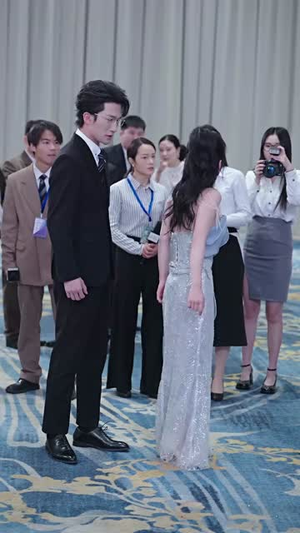 落日朝霞染芳华（70集）热播短剧持续更新中