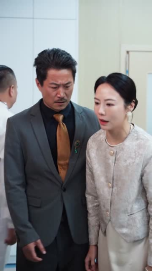 真少爷拒绝走剧情，一心搞科研（50集）热门短剧持续更新大结局