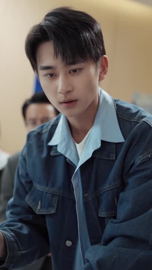 透视神医混花都（80集）在线即可畅享全集短剧